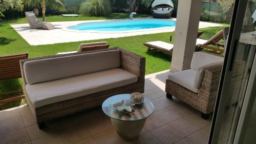 Villa Ines con piscina sud Sardegna — 4-Star Luxury Hotel in Capoterra, Italy