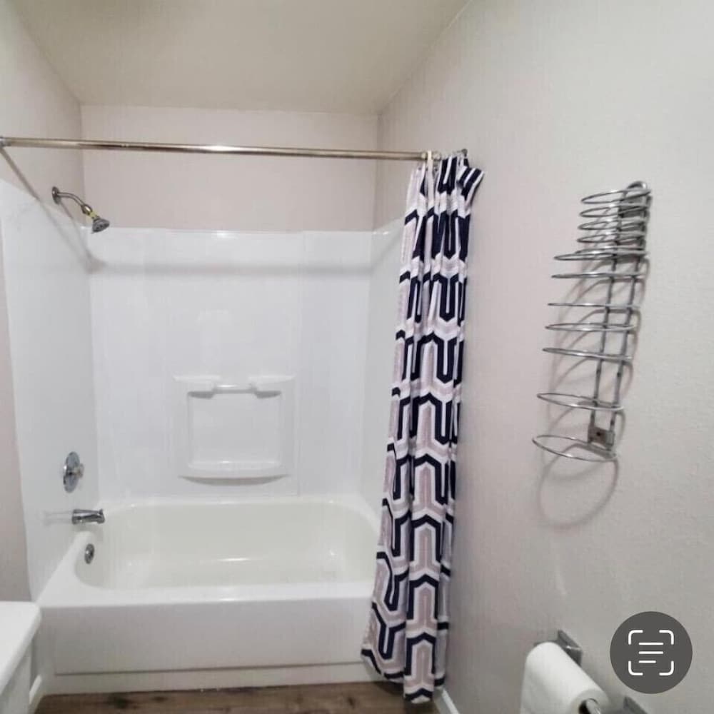 Golden Arrow Motel - photo 27