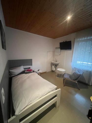 Hotel Gaststätte Jonen s Eck pet-friendly hotel Niederzier