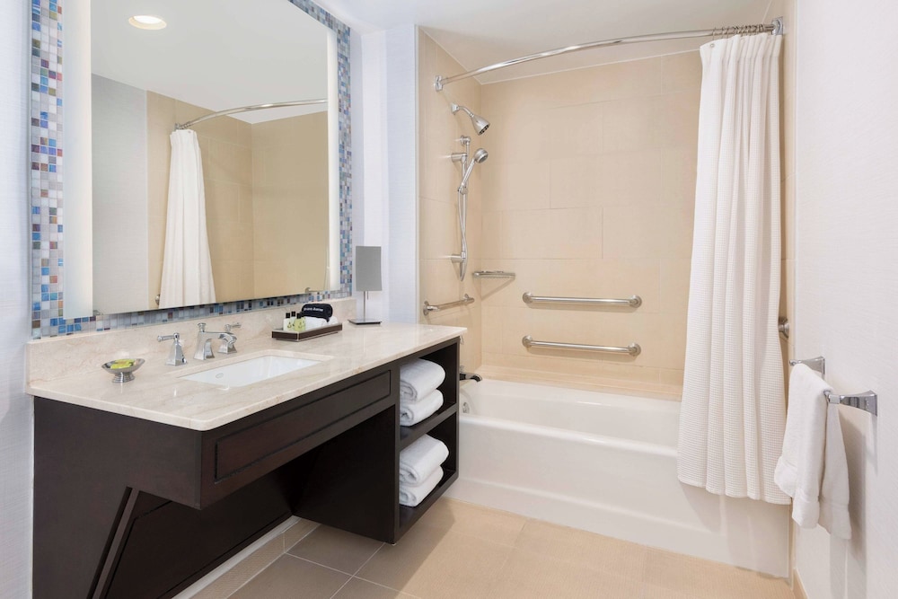 The Westshore Grand A Tribute Portfolio Hotel Tampa - photo 30