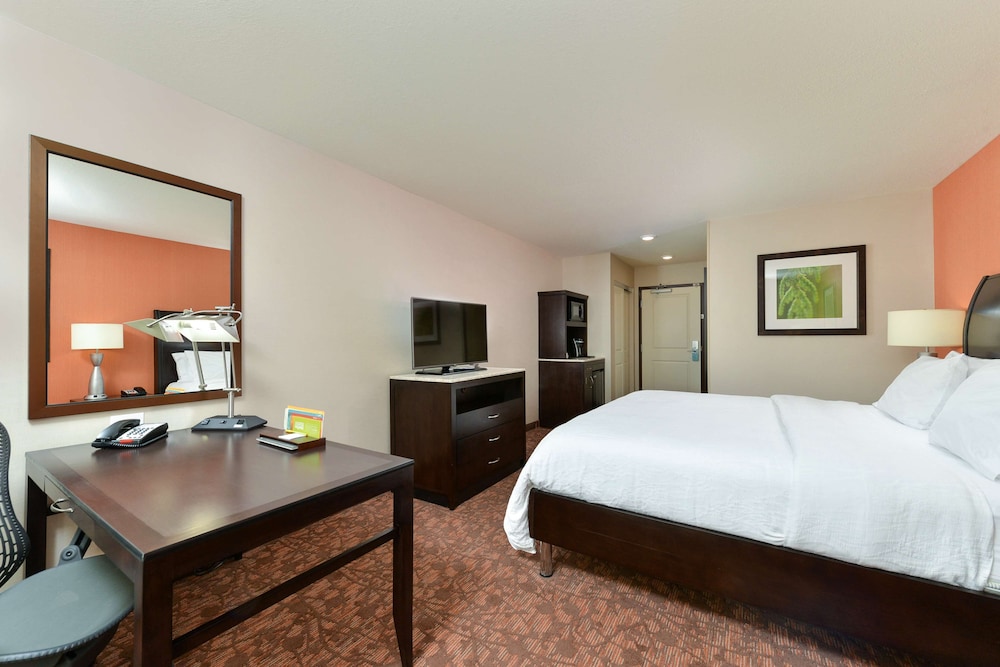 Hilton Garden Inn Cincinnati West Chester - photo 7