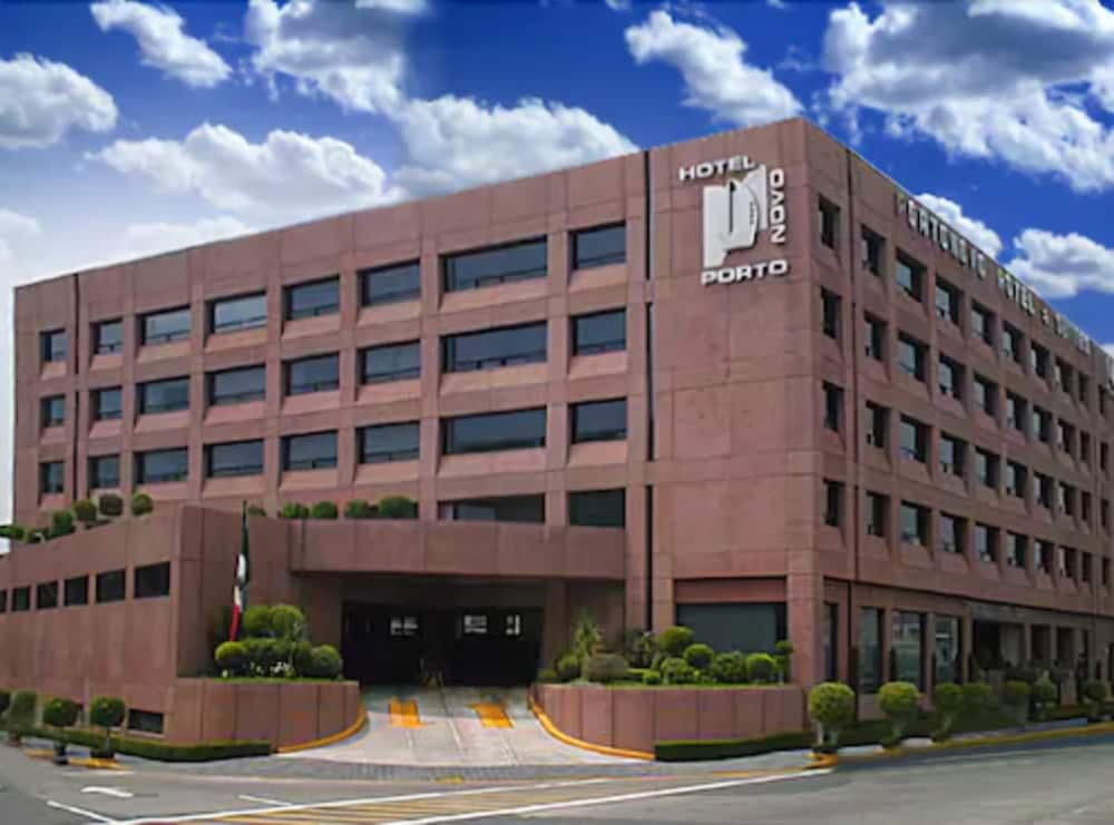 Portonovo Hotel & Suites