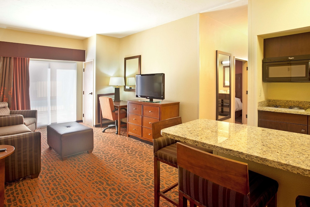 Hampton Inn & Suites El Paso Airport - photo 31