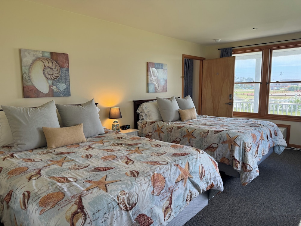 The Anchor Motel - photo 16