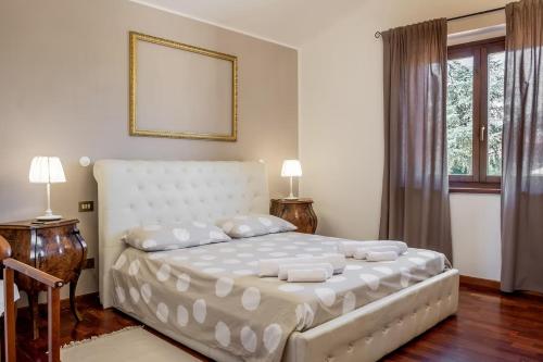 Casa Vacanze Emmanuele — 4-Star Luxury Hotel in Porano, Italy