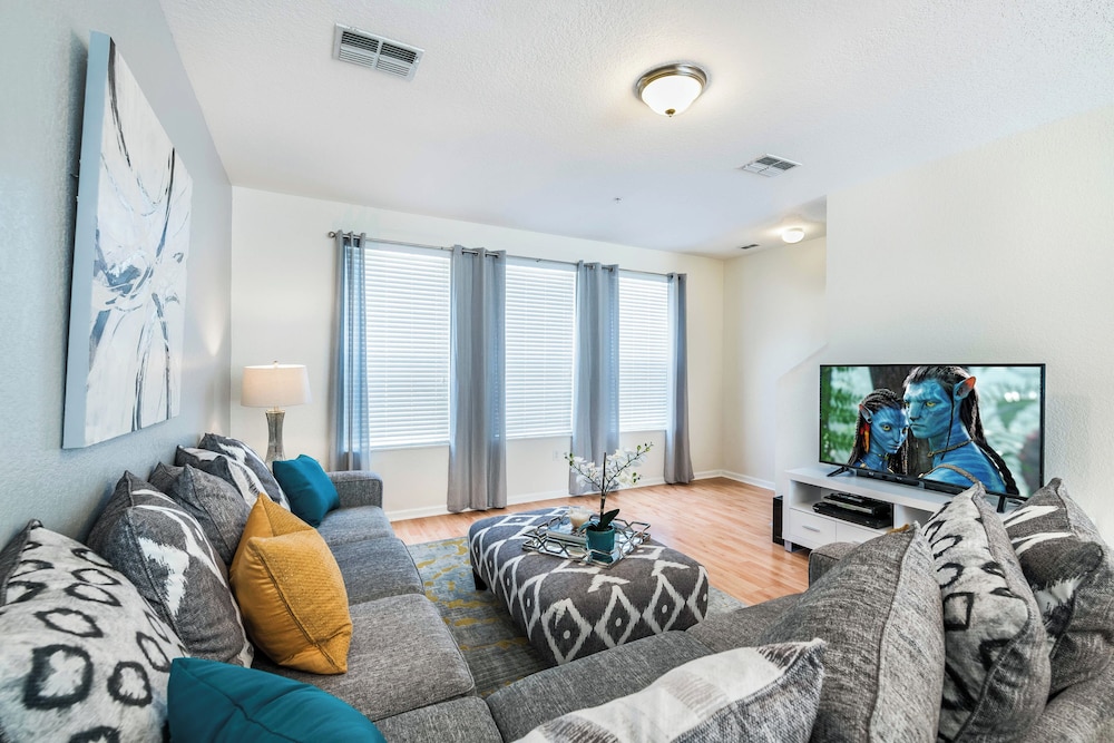 Vista Cay Luxe — 4-Star Luxury Hotel in Orlando, United States
