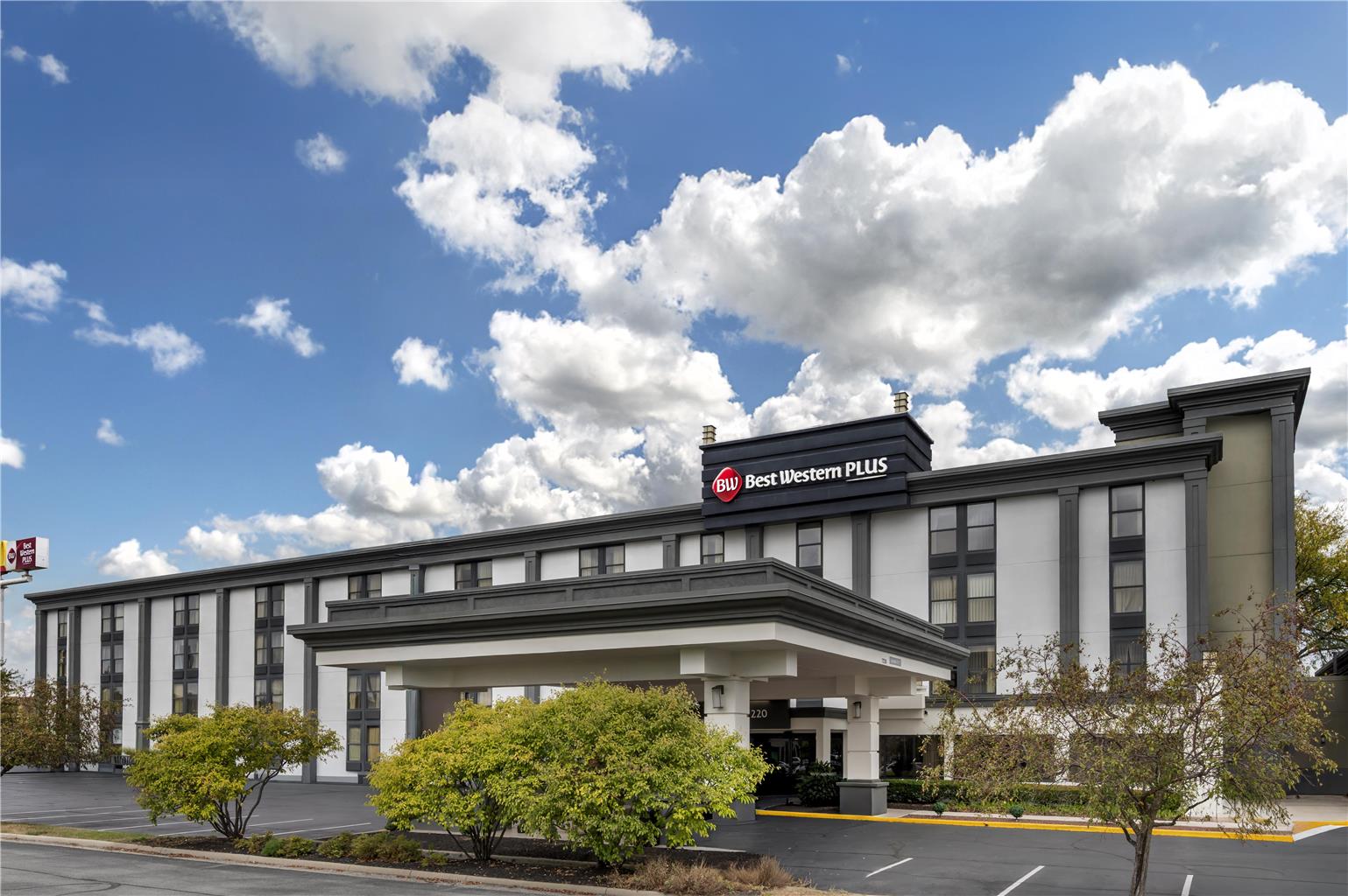 Best Western Plus Indianapolis NW Hotel - photo 20