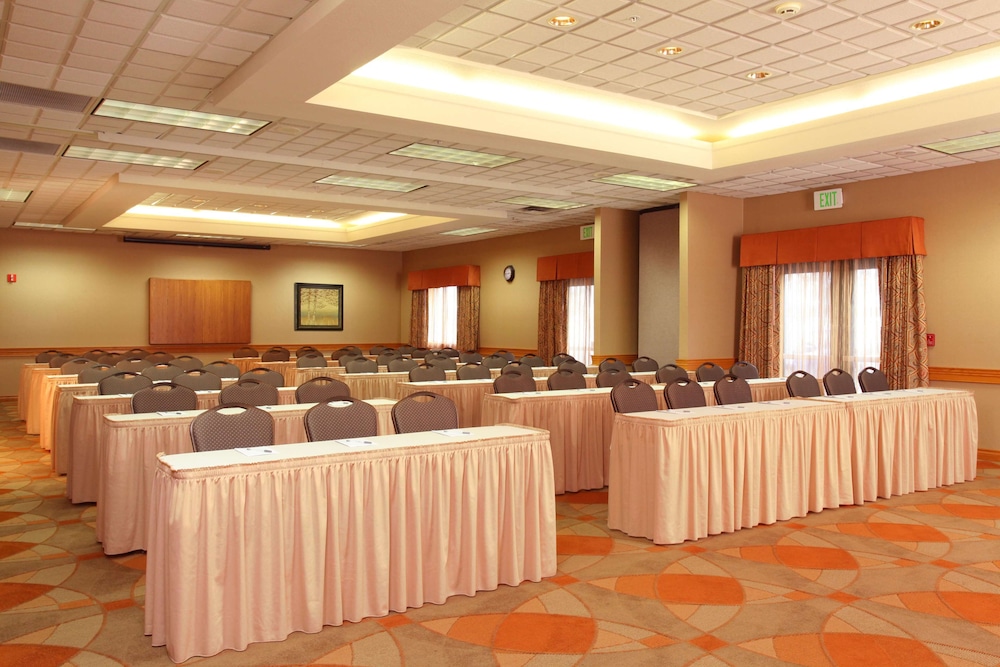 Hampton Inn Kalispell - photo 77