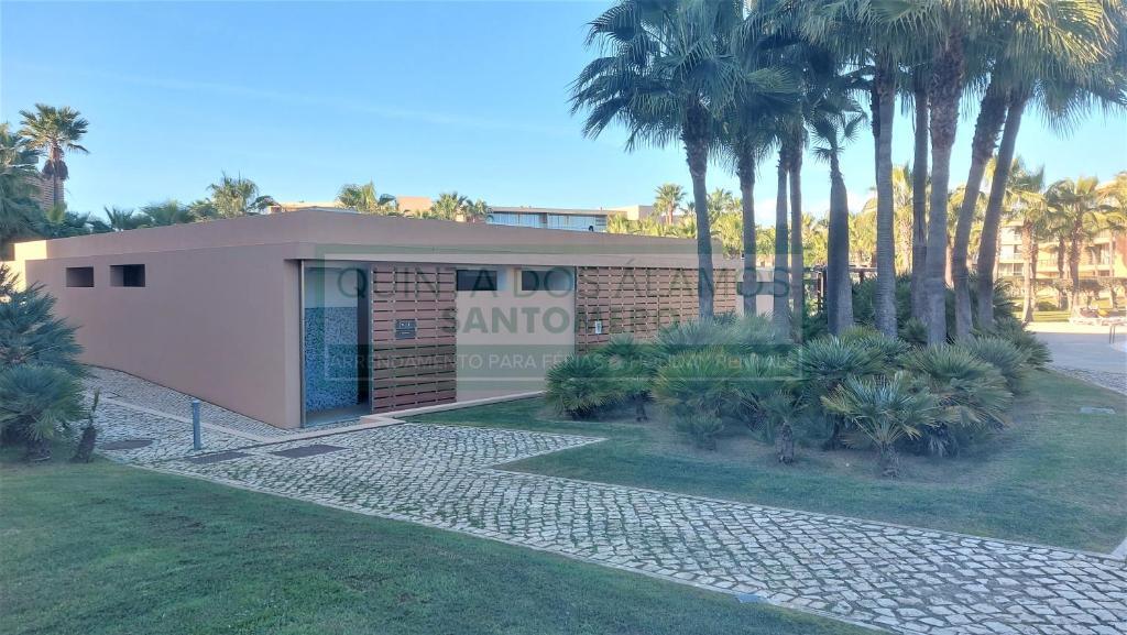 Apartamento T2 Salgados — 4-Star Luxury Hotel in Albufeira, Portugal