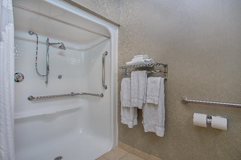 Holiday Inn Express & Suites Corbin by IHG - photo 18