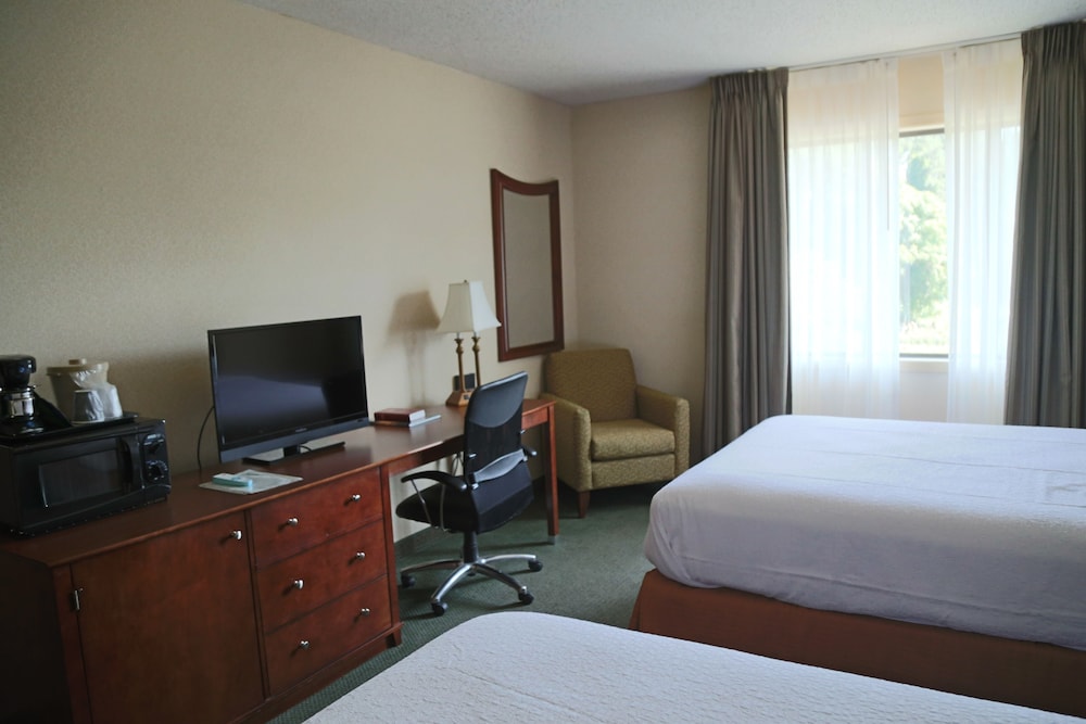 English Inn Of Charlottesville - photo 7