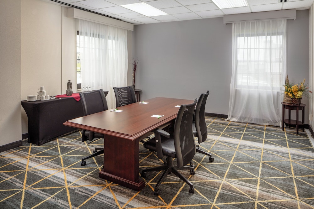 Holiday Inn Hotel & Suites Springfield I 44 by IHG - photo 49