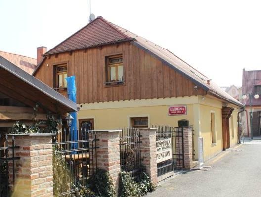 U Anny Šmejdířky — 4-Star Luxury Hotel in Nymburk, Czech Republic