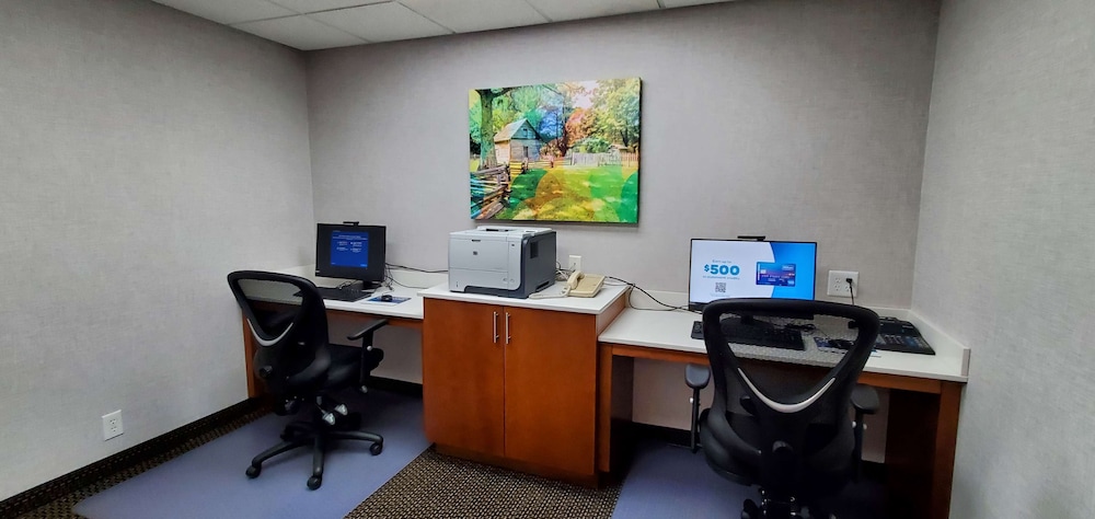 Hampton Inn Hillsville - photo 65