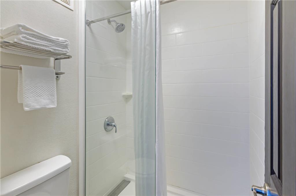 Suburban Studios Verona Staunton North - photo 20