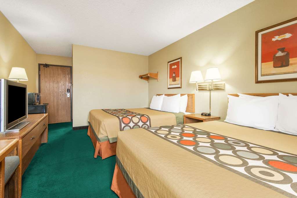 Super 8 by Wyndham Trinidad - photo 12