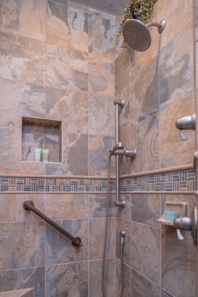 Cougar Ridge Resort LLC - photo 89