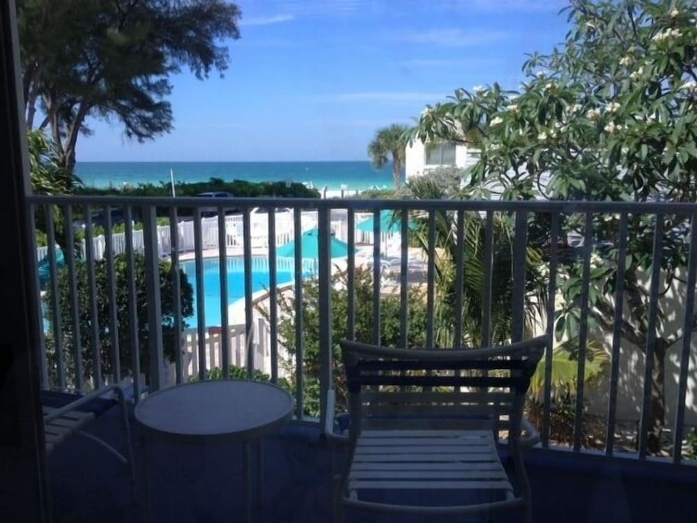 Coconuts Beach Resort - photo 118