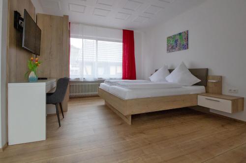 Hotel Garni Eckschänke — Bad Neuenahr-Ahrweiler — photo 4