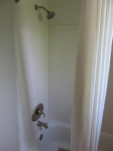 Economy Inn Richmond - photo 10