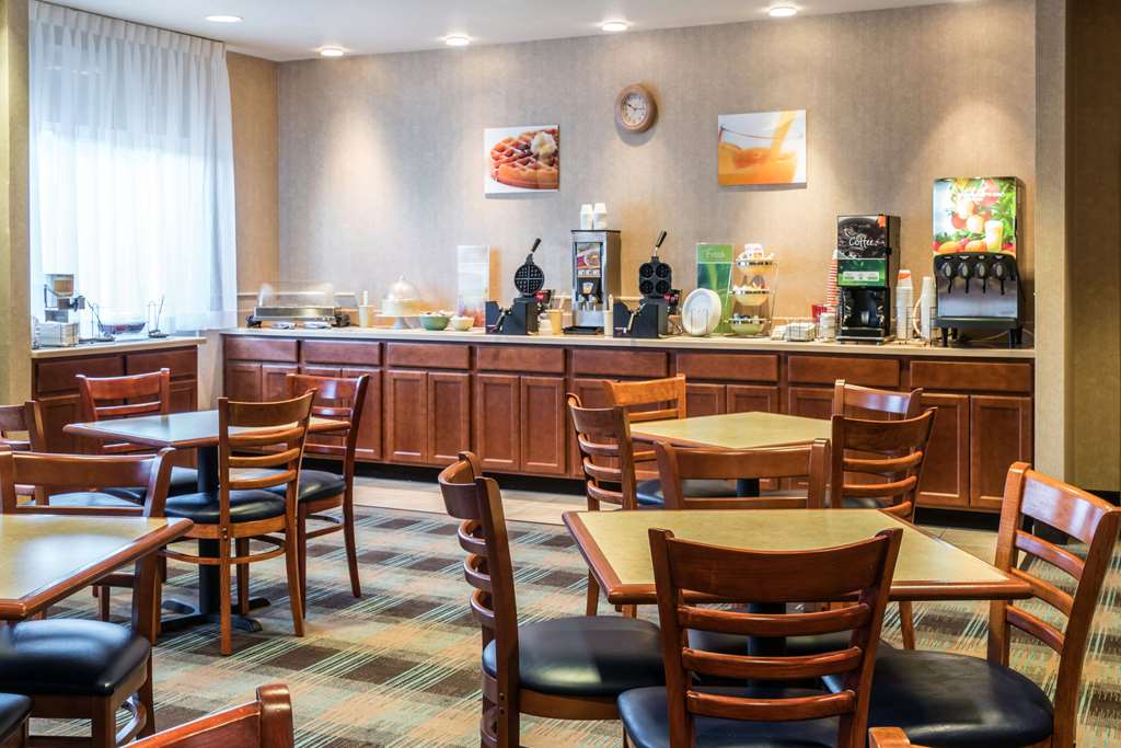 Quality Inn & Suites Sequim at Olympic National Park - photo 42