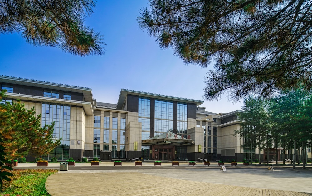 Qingshan Hotel Baotou Yingbin Building in Baotou, People's Republic of China