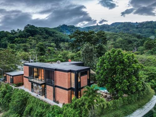 New Ultra Modern Designer Furniture Gym #v62 in Ban Chalong, Thailand