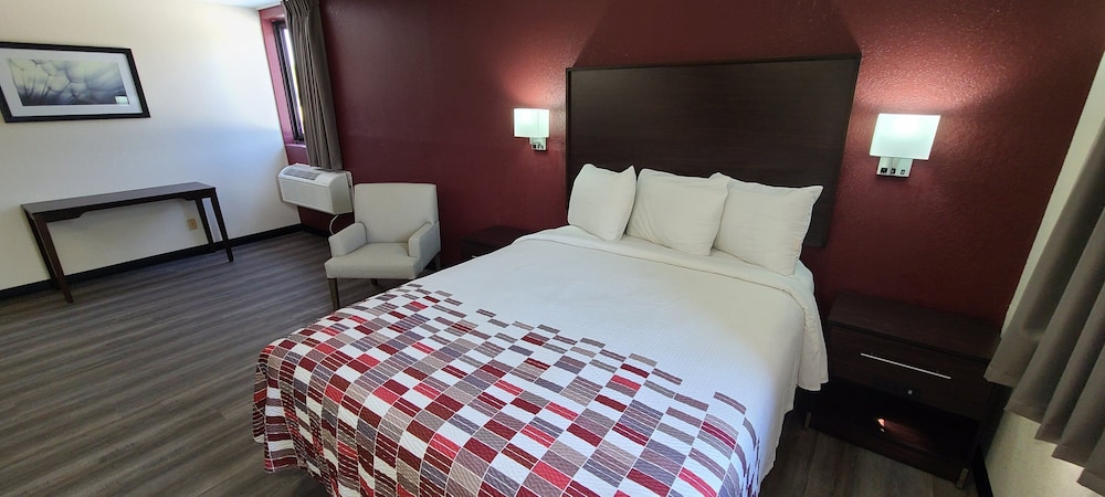 Red Roof Inn Dillon SC - photo 20