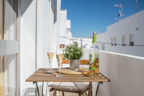 Piso Carmen Solo Familias — 4-Star Luxury Hotel in Conil De La Frontera, Spain