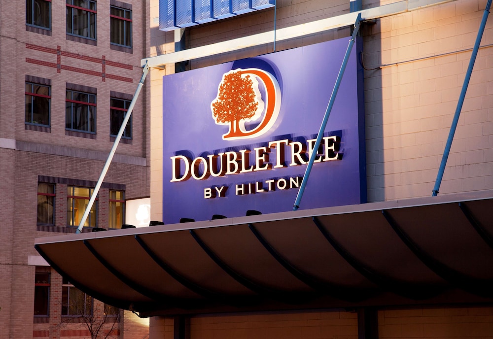 DoubleTree by Hilton Boston Downtown - photo 38