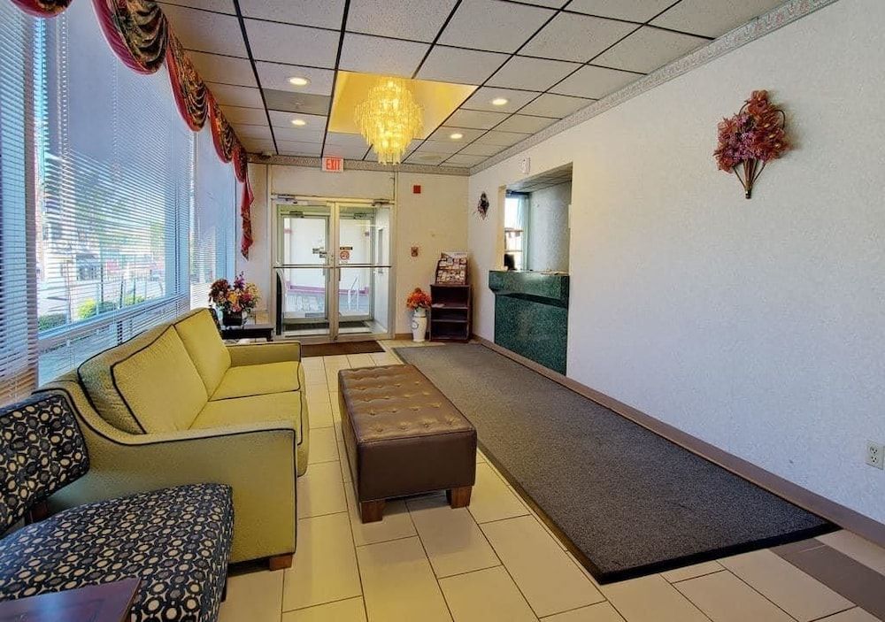 Travelodge by Wyndham Lynchburg - photo 21