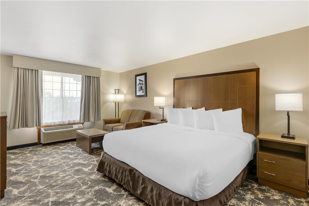 Best Western Plus Riverfront Hotel & Suites - photo 25