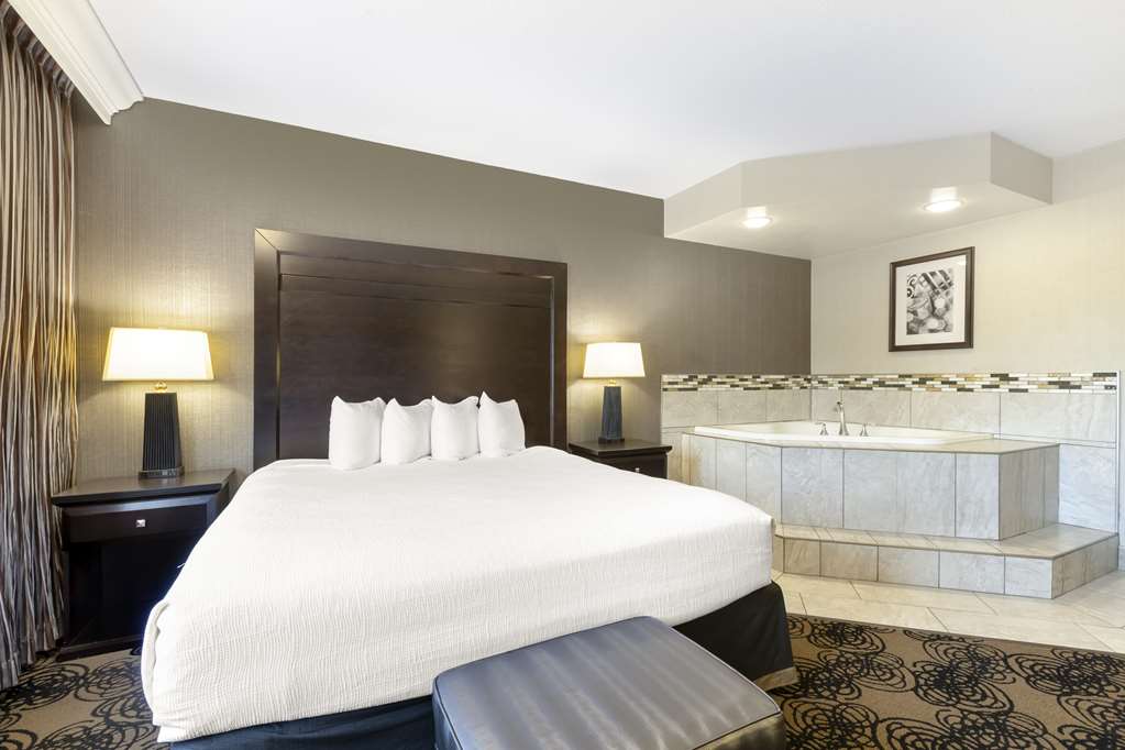 Best Western Plus Midwest Inn - photo 13