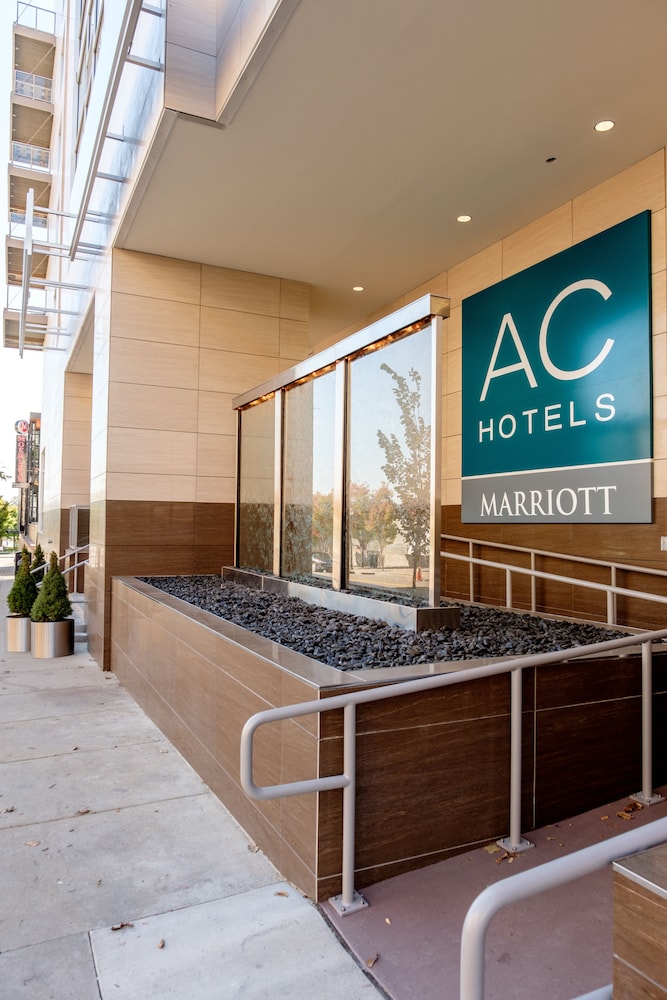 AC Hotel by Marriott Cincinnati at The Banks - photo 63