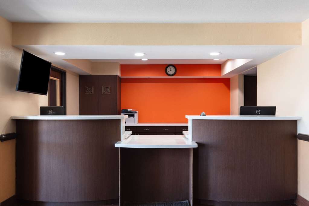 Howard Johnson by Wyndham Williams - photo 8