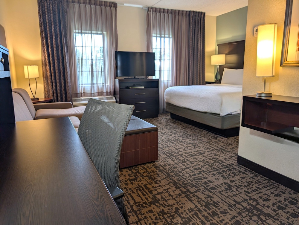 Staybridge Suites Indianapolis Fishers by IHG - photo 35