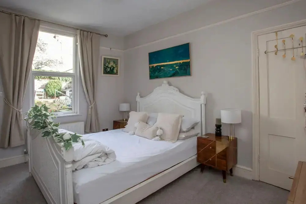 Stylish 2 Bedroom Apartment