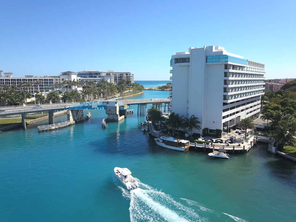 Waterstone Resort & Marina Boca Raton Curio Collection by Hilton - photo 61