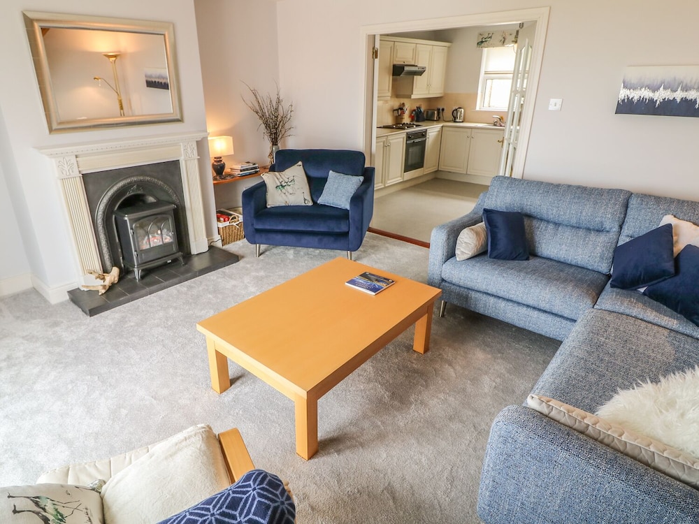 1 The Moorings — Newry
