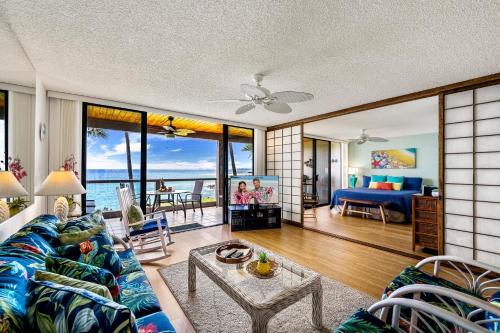 Surf And Racquet 4203 — Kailua Kona