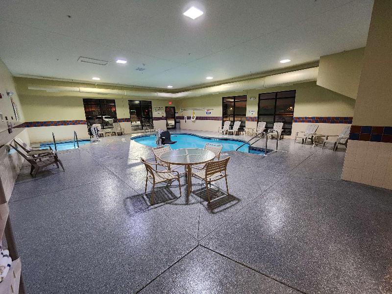 Hampton Inn Plover Stevens Point - photo 61
