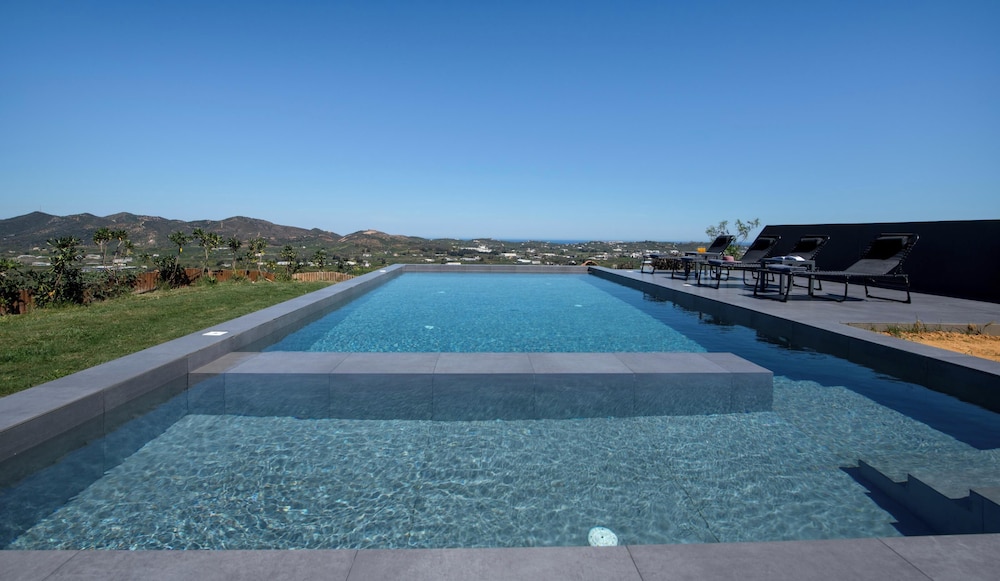 Villa Arithea — 4-Star Luxury Hotel in Chania, Greece
