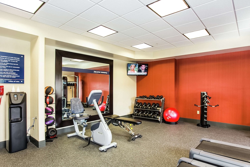 Hampton Inn & Suites Blairsville - photo 40