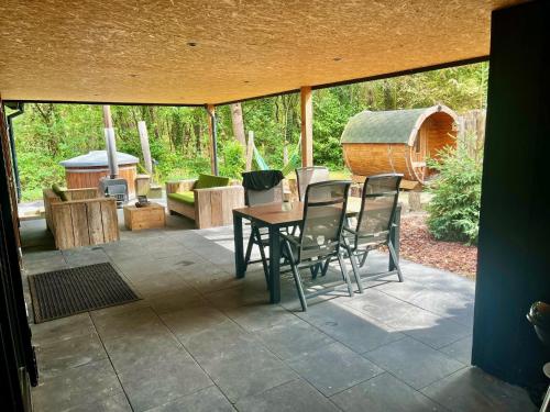 Wellness in the Woods 4p TinyHouse met privé sauna & hottub — Diessen — photo 5