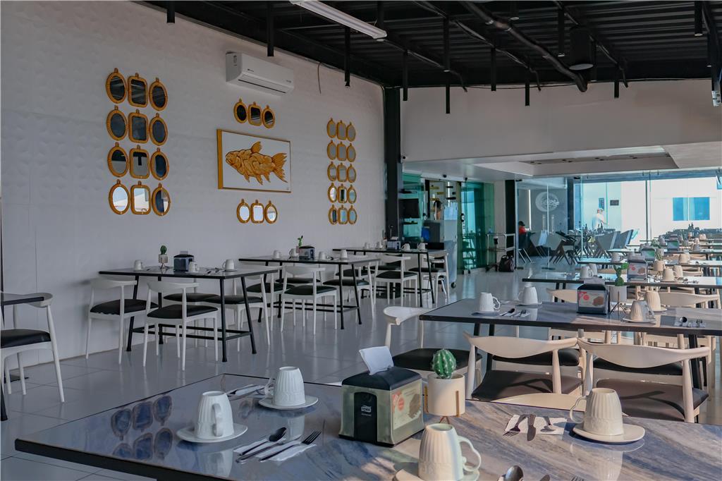 Experience the best of Mexican cuisine at our incredible restaurant!