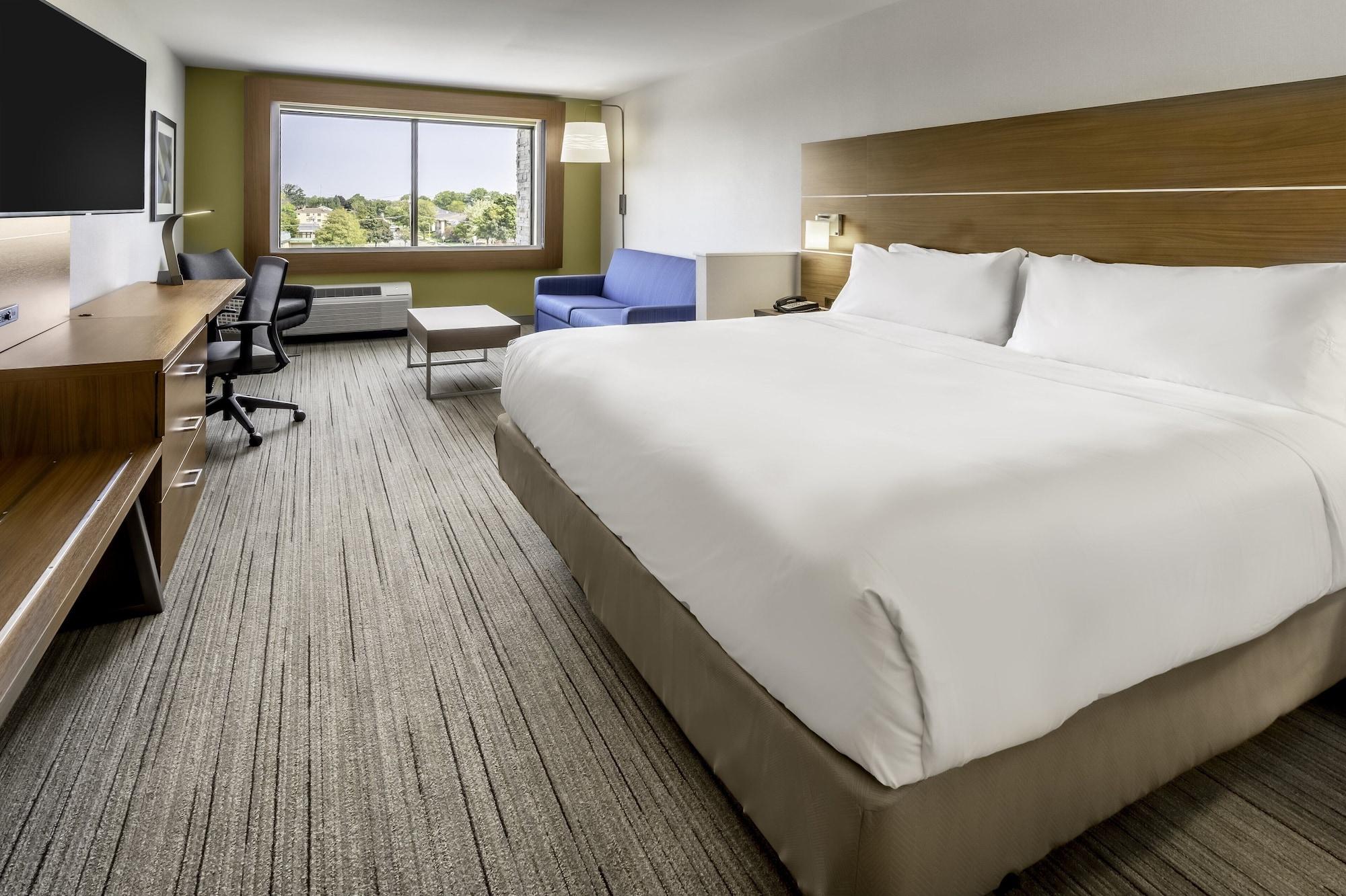 Holiday Inn Express Milwaukee West Allis by IHG - photo 19