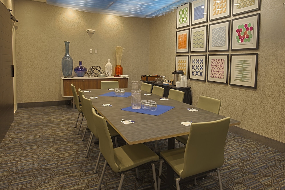 Holiday Inn Express & Suites Boise Airport by IHG - photo 34