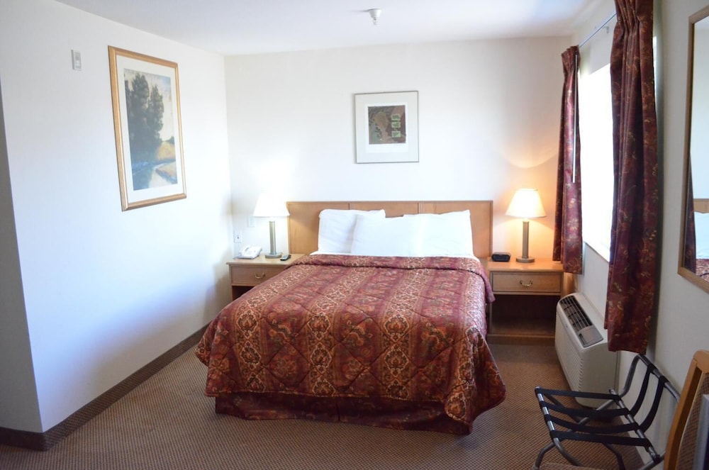 Knights Inn Quincy - photo 9
