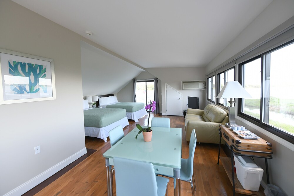 Bayview Resort - photo 14