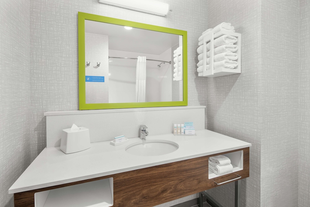 Hampton Inn Odessa Trinity - photo 21